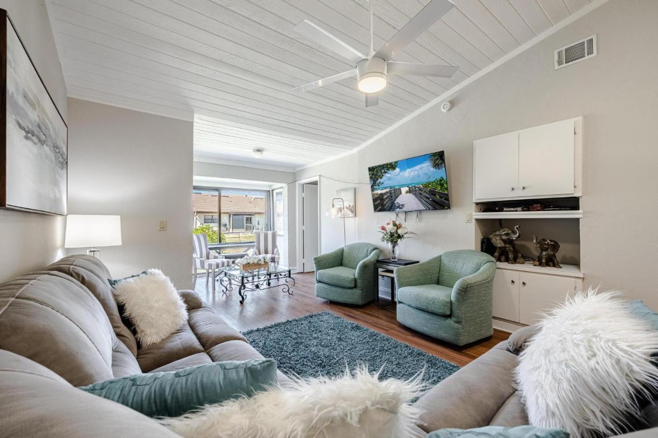 Association, Tennis Courts And Pool, Sleeps 4 - Cinnamon Cove Cozy Condo Форт Майерс Экстерьер фото