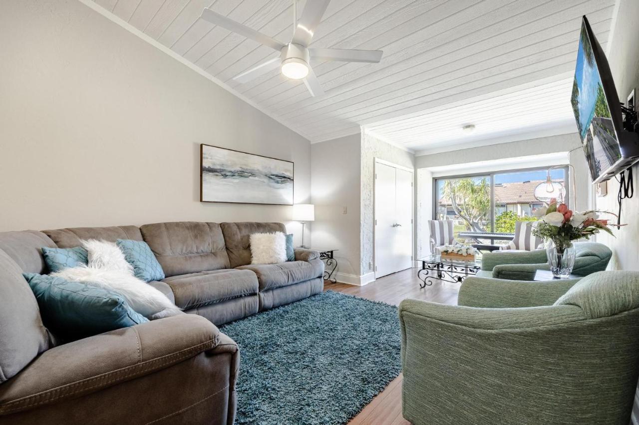 Association, Tennis Courts And Pool, Sleeps 4 - Cinnamon Cove Cozy Condo Форт Майерс Экстерьер фото